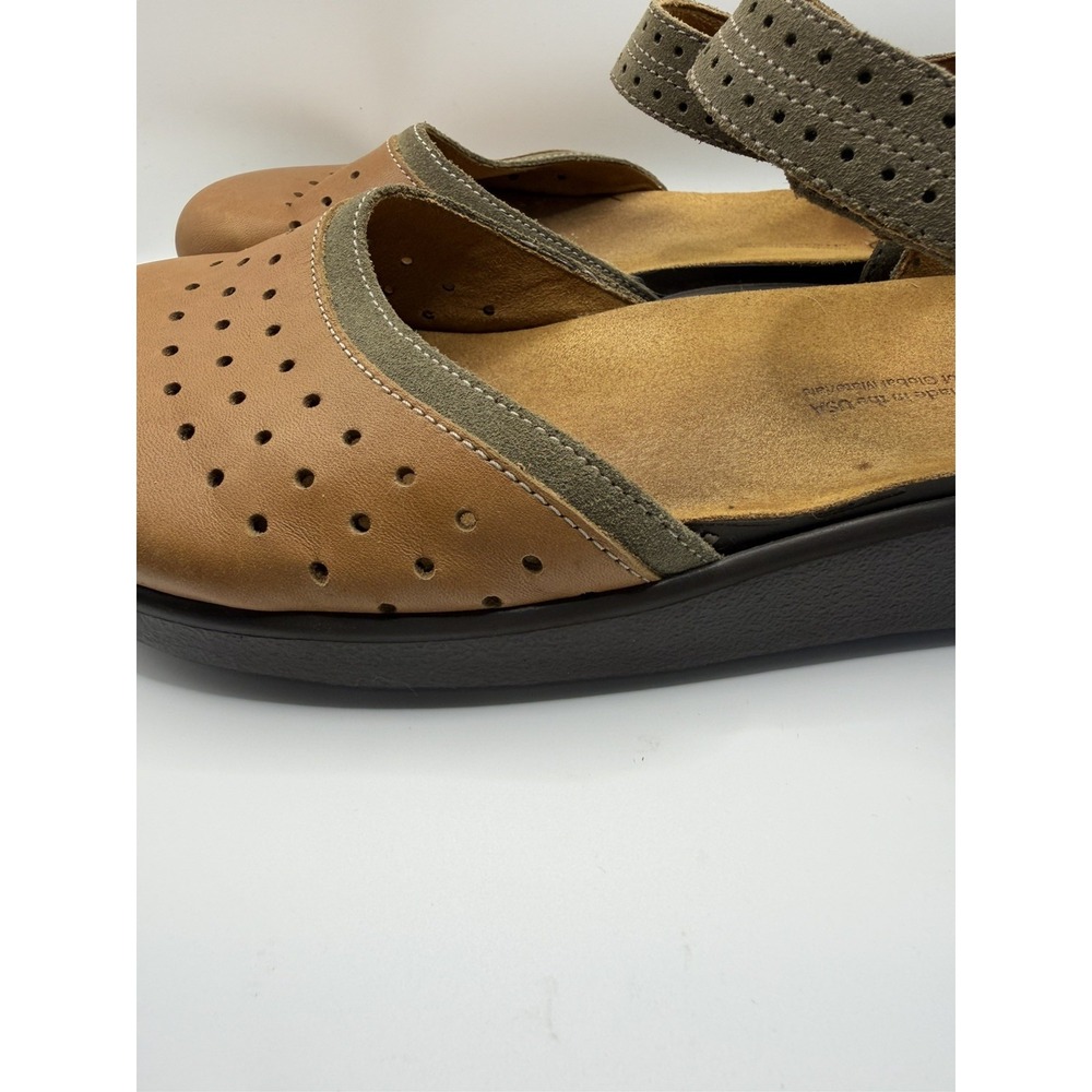 SAS Eden Women's Leather Clogs Mary Jane Platform Leather shoes Sz 9 Comfort